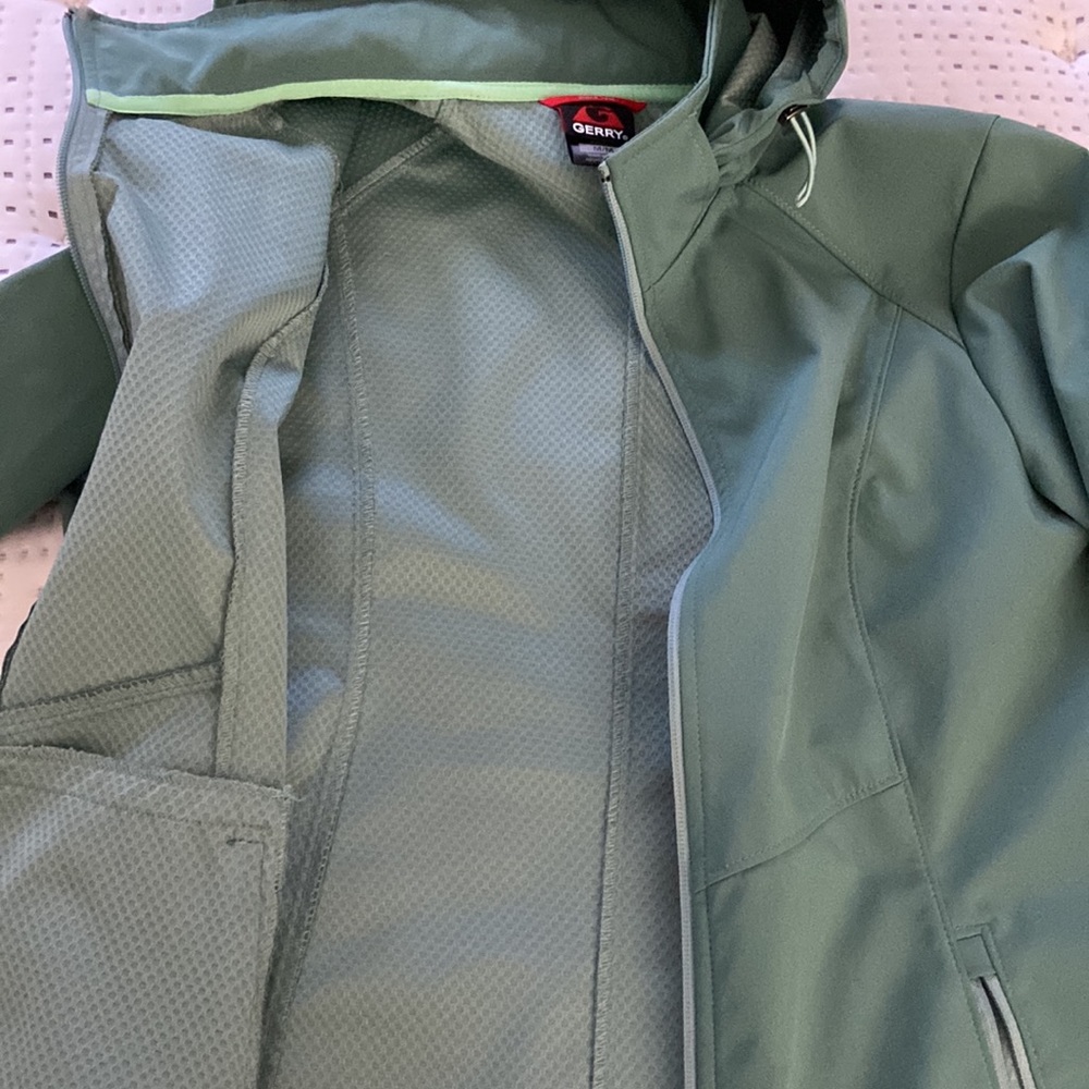 Sage Green Lightweight Jacket. Jacket Shell. - image 3
